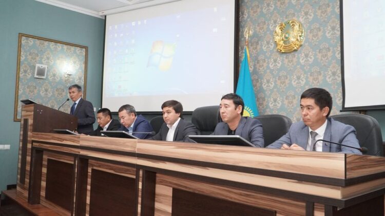 БӘЙДІБЕК: КЕЗЕКТІ КЕҢЕЙТІЛГЕН АППАРАТ МӘЖІЛІСІ ӨТТІ