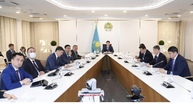 ДАРХАН САТЫБАЛДЫ ХАЛЫҚТЫ ЖҰМЫСПЕН ҚАМТУДЫ КҮШЕЙТУДІ ТАПСЫРДЫ