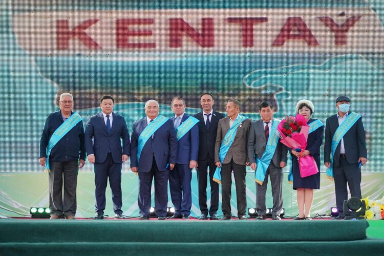 ТҮРКІСТАН: КЕНТАУЛЫҚТАР ҚАЛА КҮНІН АТАП ӨТТІ