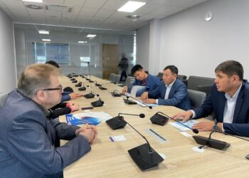 ПРОФЕССОР ИЗ БАШКОРТОРСТАНА ОТКРОЕТ ГЛАЗНУЮ КЛИНИКУ В ТУРКЕСТАНЕ