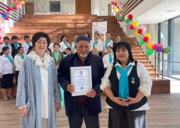 ТҮРКІСТАН:  ОБЛЫСТЫҚ КІТАПХАНАДА АЛҒАШ РЕТ КІТАПХАНАШЫЛАР КҮНІ АТАЛЫП ӨТТІ