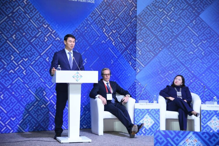 ТҮРКІСТАНДА «ЕСКЕРТКІШТЕРДІ ҚОРҒАЙТЫН ХАЛЫҚ» ХАЛЫҚАРАЛЫҚ КОНФЕРЕНЦИЯСЫ БАСТАЛДЫ