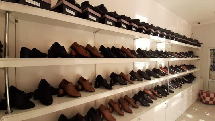 ТҮРКІСТАН: АРЫСТА ТАЗА БЫЛҒАРЫДАН ТІГІЛЕТІН АЯҚ КИІМ ӨНДІРІСІ ҚАРҚЫНДЫ ДАМУДА