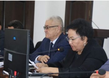 Түлкібаста кезекті лездемелік мәжілісі болып өтті