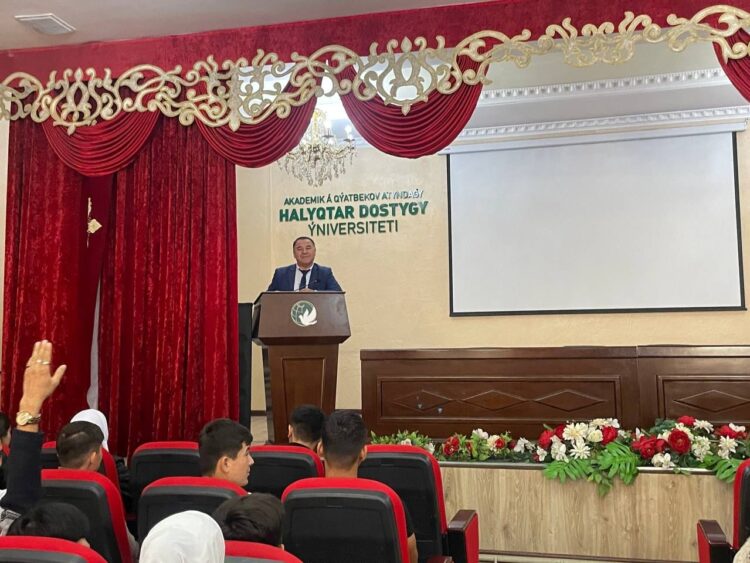 ӨЗ ІСІНІҢ БІЛІГІР МАМАНЫ БОЛУ МАҢЫЗДЫ ҚАДАМ