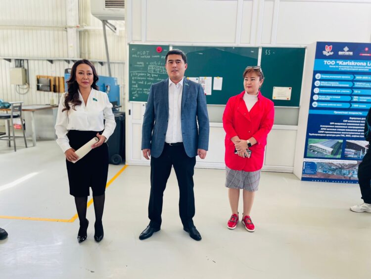 ЖОЛДАУ ЖАҢА МІНДЕТТЕР ЖҮКТЕЙДІ