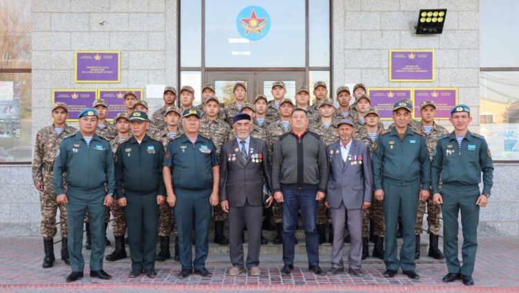 Болашақ десантшылар Шымкенттен әскерге аттанды