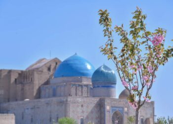 ҮШ ОБЛЫС ҮЛГІ ТҰТАР ТҮРКІСТАН