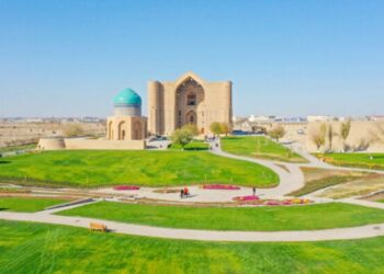 Түлеген, түрленген, гүлденген — Түркістан