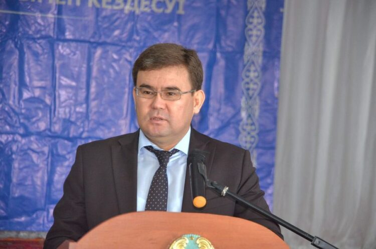 ЖЕТІСАЙ: КЕЗЕКТІ КЕЗДЕСУ ҚАРАҚАЙДА ӨТТІ