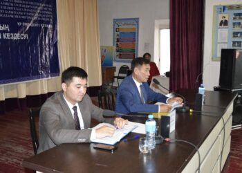 САУРАН АУДАНЫНЫҢ ӘКІМІ ЖҮЙНЕК АУЫЛДЫҚ ОКРУГІ ЖҰРТШЫЛЫҒЫМЕН КЕЗДЕСТІ