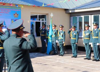 ТҮРКІСТАН: САЙРАМДА ЖАСТАРДЫ ӘСКЕРГЕ ШЫҒАРЫП САЛУ РӘСІМІ ӨТТІ