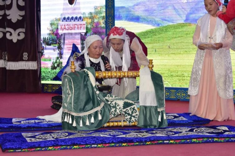 ТҮРКІСТАН: ҚАЗЫҒҰРТТА КЕЛІНДЕР БАЙҚАУЫ ӨТТІ