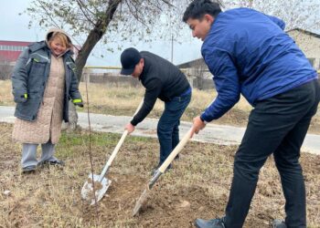ЕҢБЕКШІДЕ ЖАЛПЫ АУДАНДЫҚ СЕНБІЛІК ӨТТІ