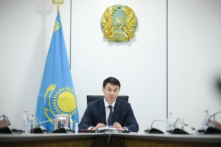«IŞIKLAR HOLDING»  БАСШЫЛАРЫМЕН ТҮРКІСТАНДА ЖАҢА ЗАУЫТ АШУ МӘСЕЛЕСІ ТАЛҚЫЛАНДЫ