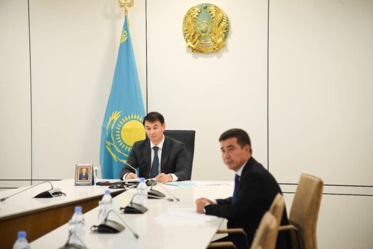 ТҮРКІСТАН ОБЛЫСЫНДА МЕМЛЕКЕТТІК РӘМІЗДЕРДІ НАСИХАТТАУ БАҒЫТЫНДАҒЫ ЖҰМЫСТАР ОҢ БАҒАЛАНДЫ