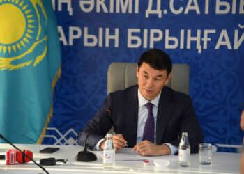 ТҮРКІСТАН:  ДАРХАН САТЫБАЛДЫ ҚҰҚЫҚ ҚОРҒАУ ОРГАНДАРЫ БАСШЫЛАРЫМЕН БІРГЕ БІРЫҢҒАЙ ҚАБЫЛДАУ ӨТКІЗДІ