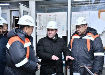 АКИМ ШЫМКЕНТА ПРОВЕЛ СОВЕЩАНИЕ С РУКОВОДИТЕЛЯМИ ТЕПЛОСНАБЖАЮЩИХ УЧРЕЖДЕНИЙ