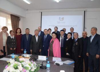 ШЫМКЕНТТЕ МЕДИЦИНА САЛАСЫНЫҢ АРДАГЕРЛЕР КЕҢЕСІ ҚҰРЫЛМАҚ