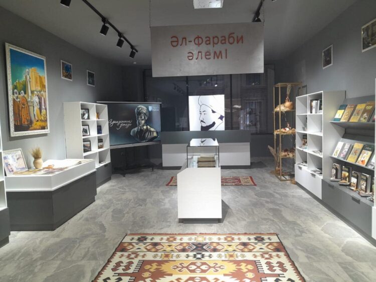ОБЛЫСТЫҚ КІТАПХАНАДА «ӘЛ-ФАРАБИ ӘЛЕМІ» ЗАЛЫ АШЫЛДЫ