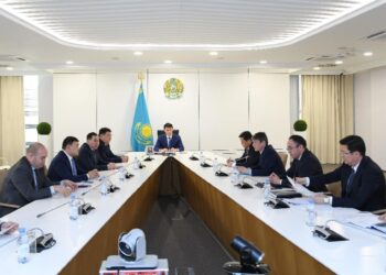 ТҮРКІСТАН: БАЛАБАҚШАЛАРДЫ ҚАРЖЫЛАНДЫРУ МӘСЕЛЕСІ ҚАТАҢ ҚАДАҒАЛАНАДЫ