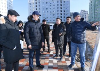 ТҮРКІСТАНДА МҰЗ САРАЙЫ БОЙ КӨТЕРДІ