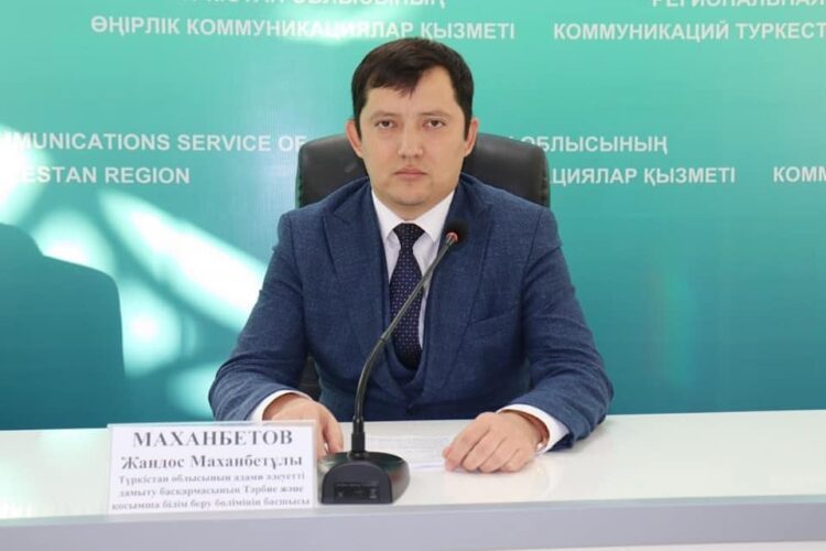 ТҮРКІСТАН: БІЛІМ БЕРУ МЕКЕМЕЛЕРІНДЕ ТӘУЕЛСІЗДІК ҚҰНДЫЛЫҚТАРЫ КЕҢІНЕН ДӘРІПТЕЛІП ЖАТЫР