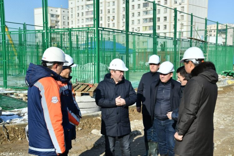 500 БАЛАҒА АРНАЛҒАН ЖАҢА ОҚУШЫЛАР САРАЙЫНЫҢ ҚҰРЫЛЫСЫ ЖАЛҒАСУДА