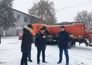 АБАЙ АУДАНЫНДА ҚАРДАН ТАЗАРТУ ЖҰМЫСТАРЫ  ЖҮРГІЗІЛУДЕ