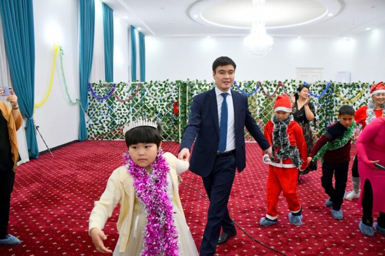 ORDABASY: БАЛАЛАРДЫҢ КҮЛКІСІНЕН АРТЫҚ БАҚЫТ ЖОҚ