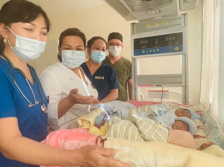 ТҮРКІСТАН: ҮШЕМ ДҮНИЕГЕ КЕЛДІ