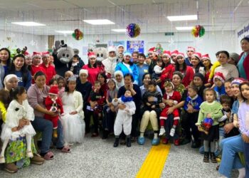 ТҮРКІСТАНДАҒЫ «ҚАМҚОРЛЫҚ» БАЛАЛАРДЫ ОҢАЛТУ ОРТАЛЫҒЫНДА ЖАҢА ЖЫЛДЫҚ ШЫРША МЕРЕКЕСІ ӨТКІЗІЛДІ