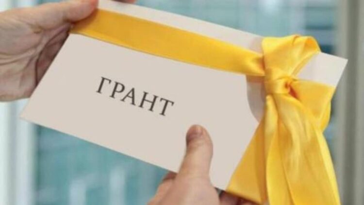 ТҮРКІСТАН: БЫЛТЫР КЕНТАУДА 180-НЕН АСТАМ ҮМІТКЕРГЕ МЕМЛЕКЕТТІК ГРАНТ БЕРІЛДІ