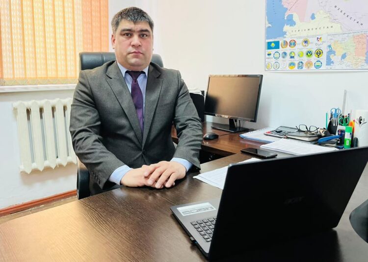 ЕҢБЕК АДАМЫ БЕЙНЕСІНДЕ АХТАМХАН АХТАМОВ