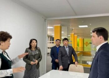 ЕРМЕК КЕНЖЕХАНҰЛЫ ТҮРКІСТАНДАҒЫ «БЕЛСЕНДІ ҰЗАҚ ӨМІР СҰРУ» ОРТАЛЫҒЫНА БАРДЫ