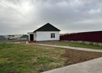 ТҮРКІСТАН: «SHARDARA ARMSPORT» КЛУБЫ 8 ҰЛ-ҚЫЗЫ БАР МҰҚТАЖ ОТБАСЫҒА БАСПАНА СЫЙЛАДЫ