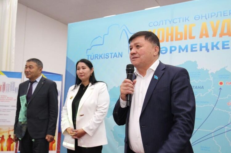 ТҮРКІСТАН: «ҚОНЫС АУДАРУ» ЖӘРМЕҢКЕСІ МАҚТААРАЛ АУДАНЫНАН БАСТАЛДЫ