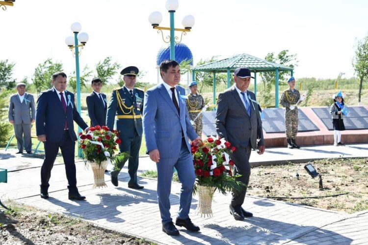 ТҮРКІСТАН ОБЛЫСЫНДА ҰЛЫ ЖЕҢІСТІҢ 78 ЖЫЛДЫҒЫ АТАЛЫП ӨТУДЕ