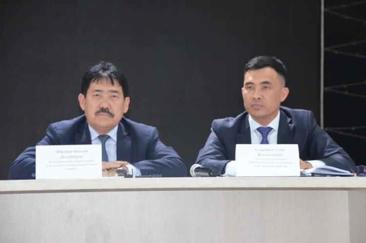 ӘЛЕУМЕТТІК КОДЕКС НОРМАЛАРЫН ТҮСІНДІРУ МАҚСАТЫНДА КЕЗДЕСУЛЕР ӨТУДЕ