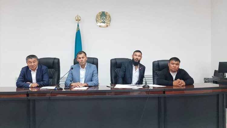 БУРАХАН ДАҚАНОВ: «ТҮРКІСТАН ӨҢІРІ – СОЛТҮСТІККЕ КӨШТІҢ НАҒЫЗ «АДАМИ ҺӘМ ҚАЗАҚИ» ИНВЕСТОРЫ»