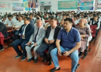 ТҮРКІСТАН: САЙРАМ АУДАНЫНДА СОЛТҮСТІККЕ ҚОНЫС АУДАРУ БОЙЫНША ТҰРҒЫНДАРМЕН КЕЗДЕСУ ӨТТІ