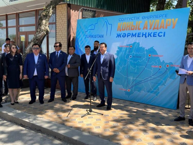 ТҮРКІСТАН: СОЛТҮСТІККЕ ҚОНЫС АУДАРУҒА НИЕТТІ АЗАМАТТАРДЫҢ АЛҒАШҚЫ ЛЕГІ ЖОЛҒА ШЫҚТЫ