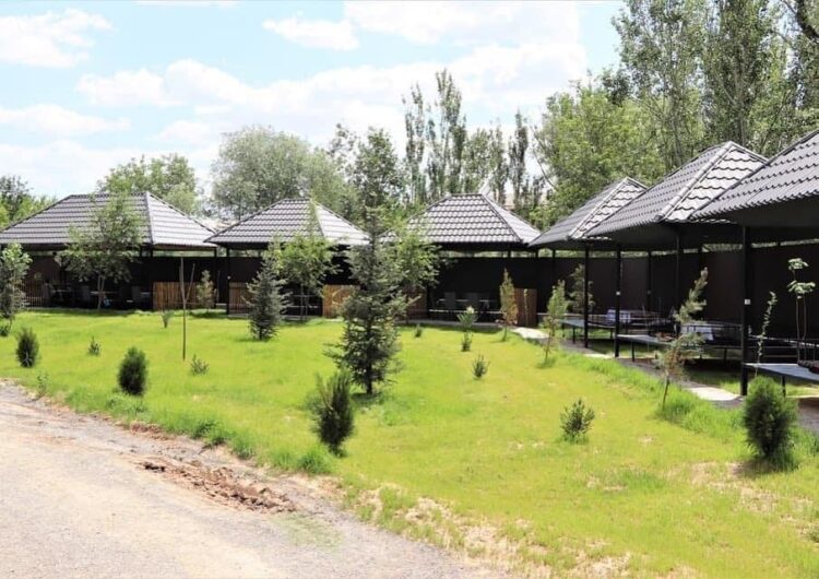 ТҮРКІСТАН: КЕНТАУЛЫҚ КӘСІПКЕР БАЛЫҚ АУЛАУ ДЕМАЛЫС ОРТАЛЫҒЫН АШЫП, 10 АДАМДЫ ЖҰМЫСПЕН ҚАМТЫП ОТЫР