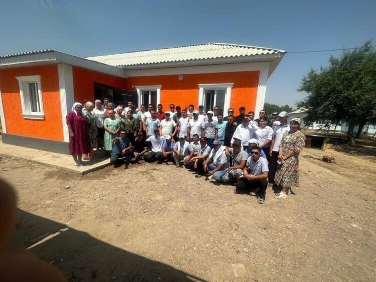 ТҮРКІСТАНДЫҚ ТҮЛЕКТЕР МҰҚТАЖ ОТБАСЫЛАРҒА 6 БАСПАНА СЫЙҒА ТАРТТЫ