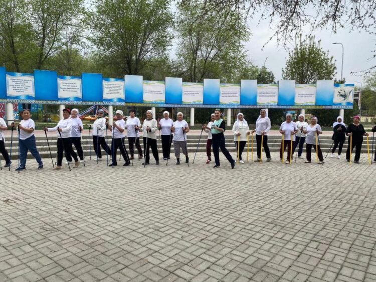 ТҮРКІСТАН: БЕЛСЕНДІ ҰЗАҚ ӨМІР СҮРУ ОРТАЛЫҒЫ ЗЕЙНЕТКЕРЛЕРГЕ САПАЛЫ ҚЫЗМЕТ КӨРСЕТУДЕ