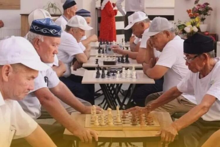 ТҮРКІСТАН: ШАХМАТТАН МҮМКІНДІГІ ШЕКТЕУЛІ ЖАНДАР МЕН ЗЕЙНЕТКЕРЛЕР АРАСЫНДА АУДАНАРАЛЫҚ ЖАРЫС ӨТТІ