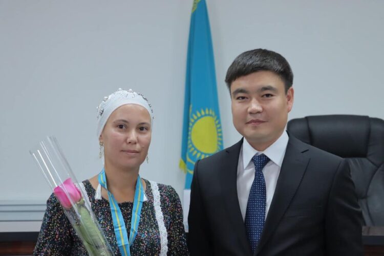 ORDABASY: КӨПБАЛАЛЫ АНАЛАРҒА ҚҰРМЕТ КӨРСЕТІЛДІ