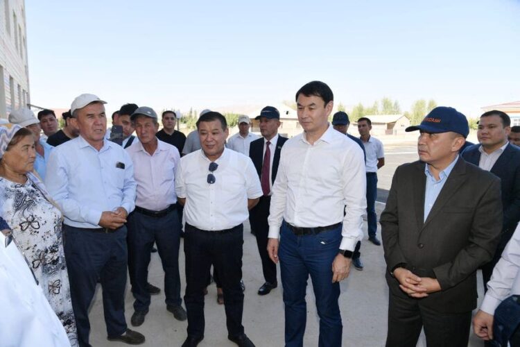 БАҒЫСТЫҚТАР ДАРХАН САТЫБАЛДЫҒА ҰСЫНЫСТАРЫН АЙТТЫ