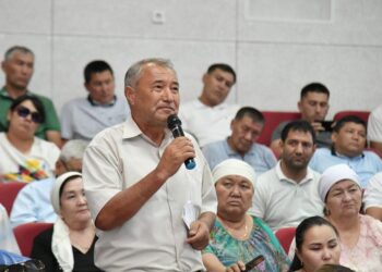 ДАРХАН САТЫБАЛДЫ ҚАЗЫҒҰРТ АУДАНЫНЫҢ ТҰРҒЫНДАРЫМЕН КЕЗДЕСТІ