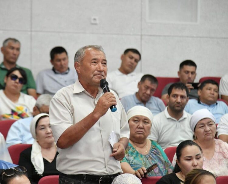 ДАРХАН САТЫБАЛДЫ ҚАЗЫҒҰРТ АУДАНЫНЫҢ ТҰРҒЫНДАРЫМЕН КЕЗДЕСТІ